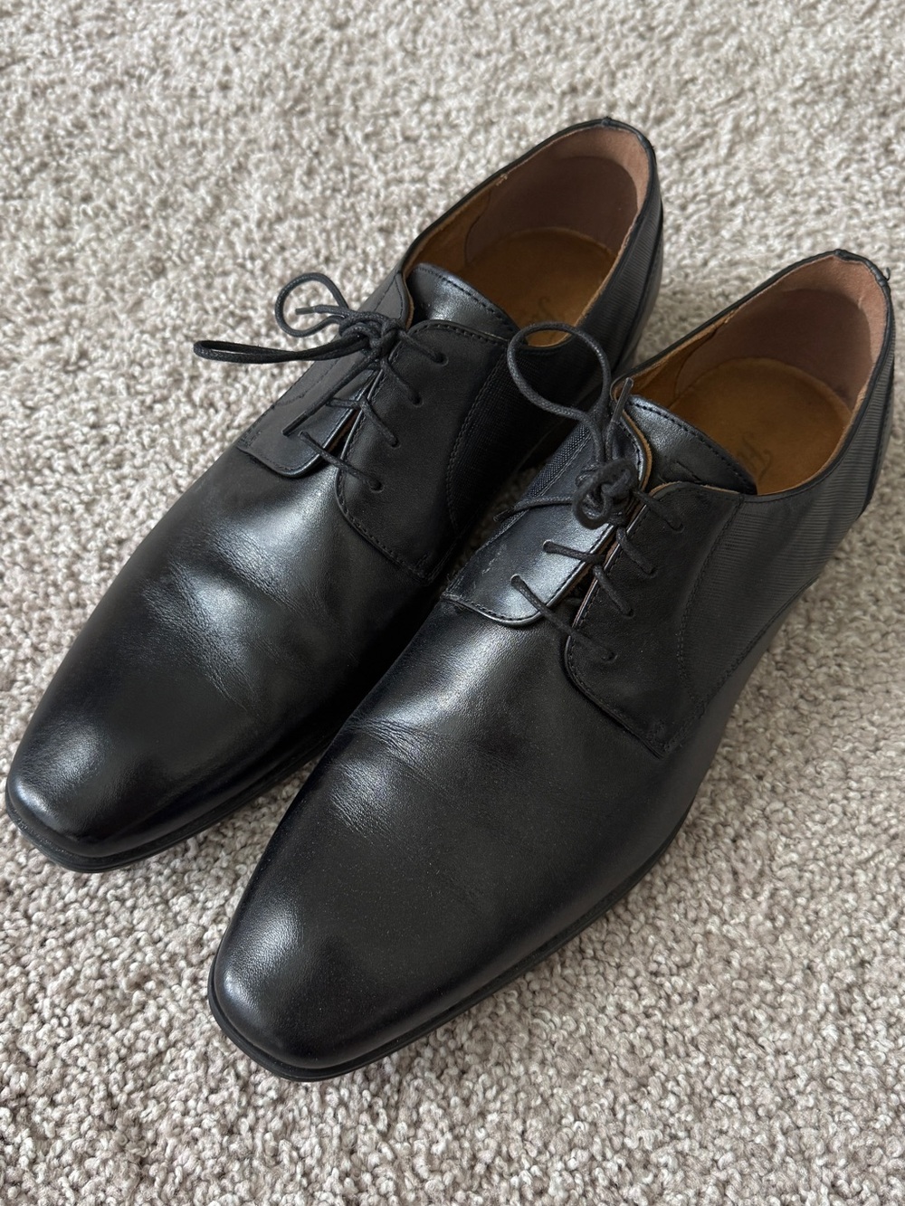 Florsheim Black Leather Derby Shoes